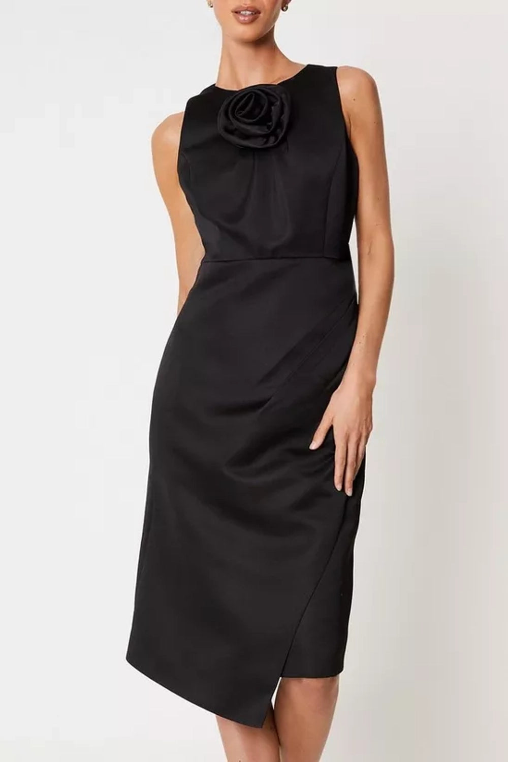 Dip Black Dress