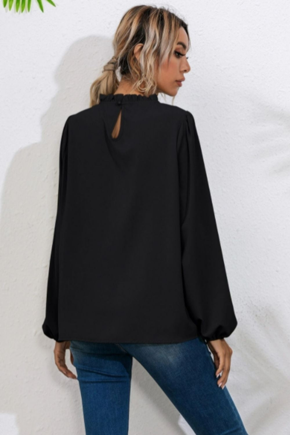 Bebo Black Top