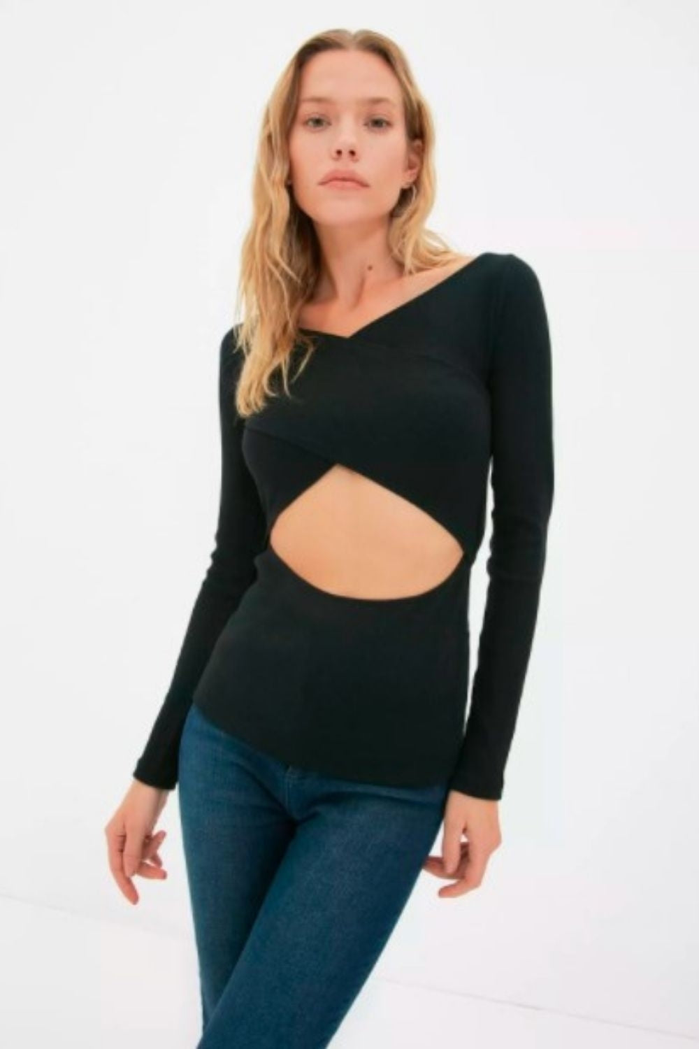 Elle Cut Out Black Top